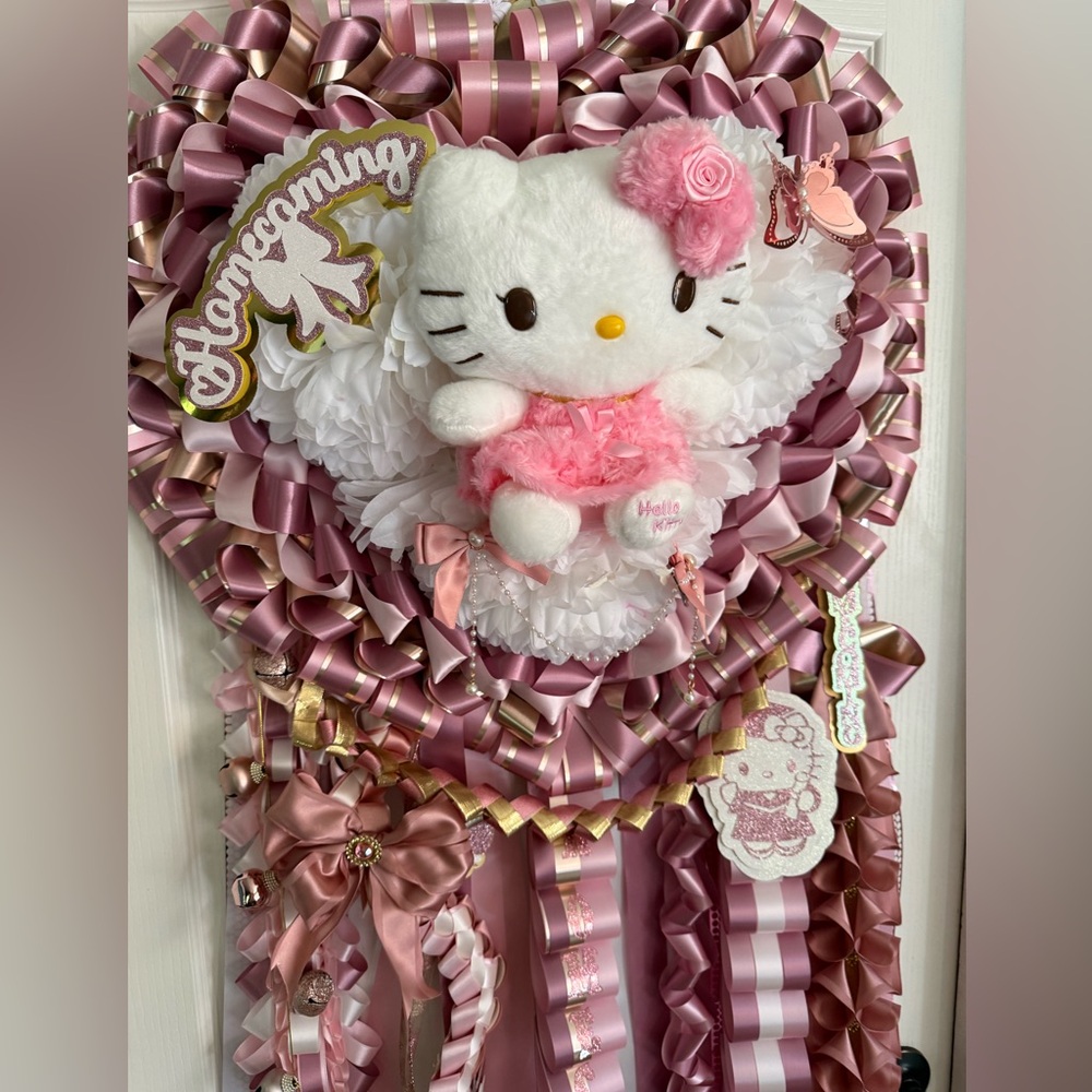 Graduation Mum Pin Corsage graduation lei 
Money lei custom made
